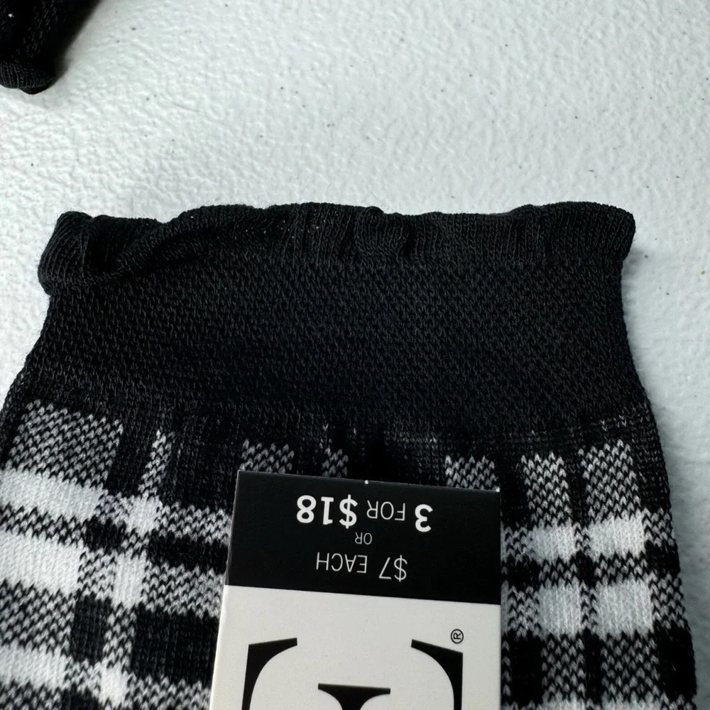 HUE Black White Plaid Femme Top Socks One Size Low Cut New 4 Pairs‎